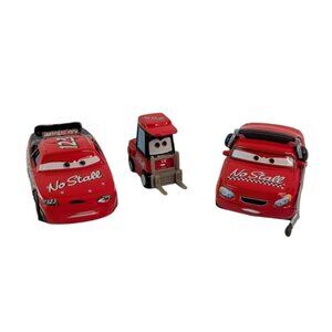 Disney Pixar Cars Diecast No Stall Todd Marcus #123 & Pit Crew w/Chief Pitty